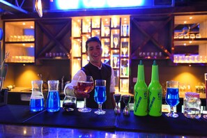 Serves lunch and dinner - Hotel Le Grande (Chomu)