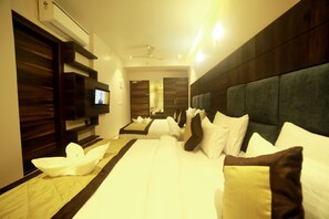 Room amenity - Hotel Le Grande (Chomu)