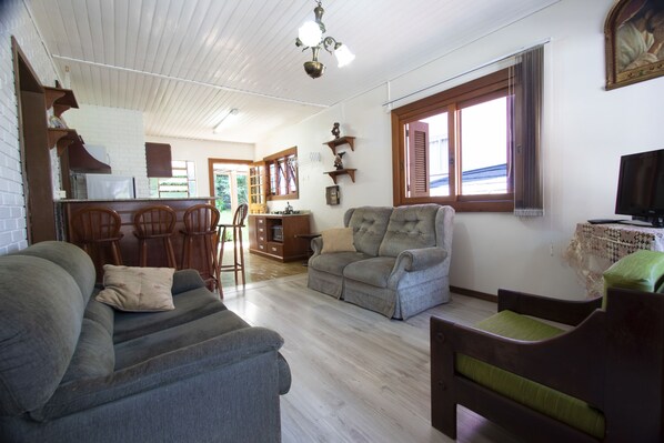 House | Living room | Flat-screen TV - My Home - Treviso (Gramado)