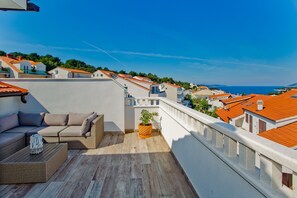 Penthouse 4 stars with Sea View | Terrace/patio - Apartments Bubalo Hvar (Hvar)