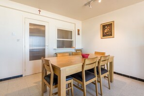 Appartement, 2 slaapkamers (Gulf Stream 101) | Dineren op de kamer