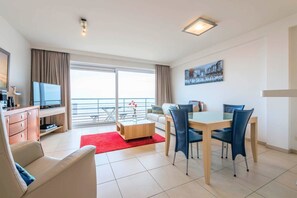 Apartment, 2 Bedrooms (Les Petrels 601) | 2 عدّة غرف نوم وواي فاي مجانًا