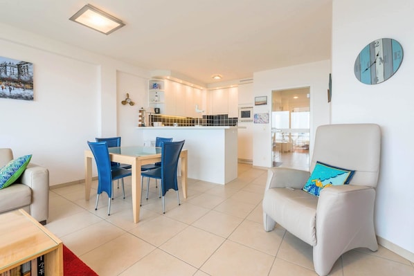 Apartment, 2 Bedrooms (Les Petrels 601)