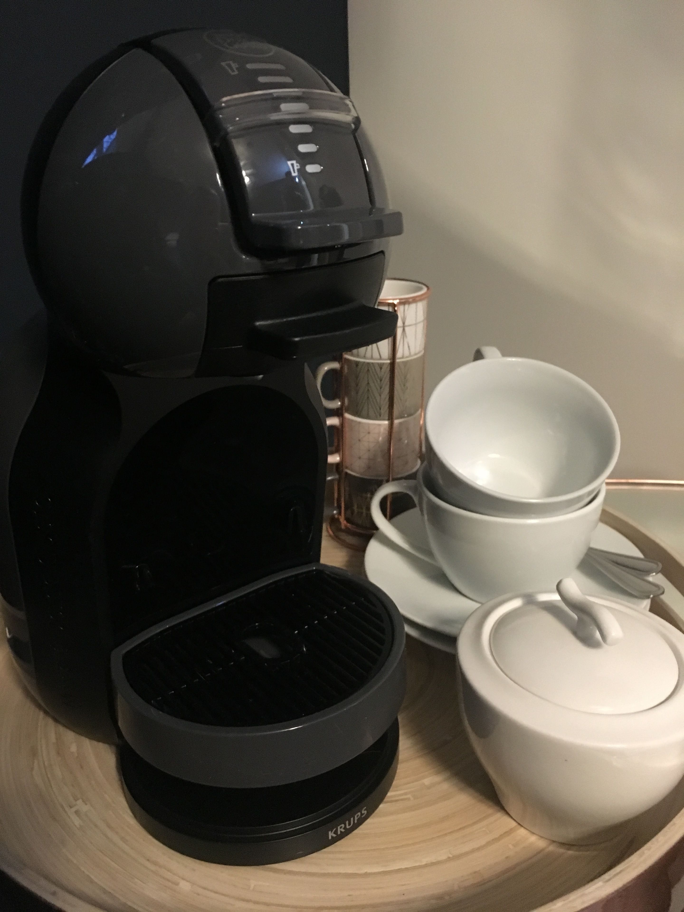 soundproofing, free wifi, bed sheets