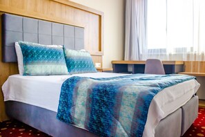 Escritorio y wifi gratis