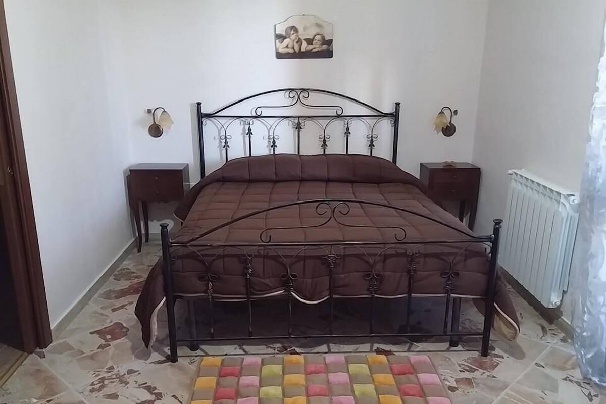 Habitación doble | Escritorio, insonorización, wifi gratis y ropa de cama