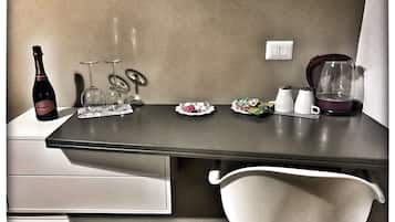 Basic Double Room | Down comforters, desk, blackout drapes, cribs/infant beds