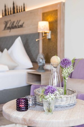 双人房 (Lavendel) | 客房内保险箱、办公桌、免费 WiFi