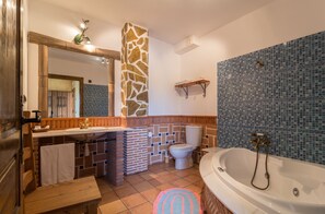 Free toiletries, hair dryer, towels - Cortijo Moyano (Alhama de Granada)