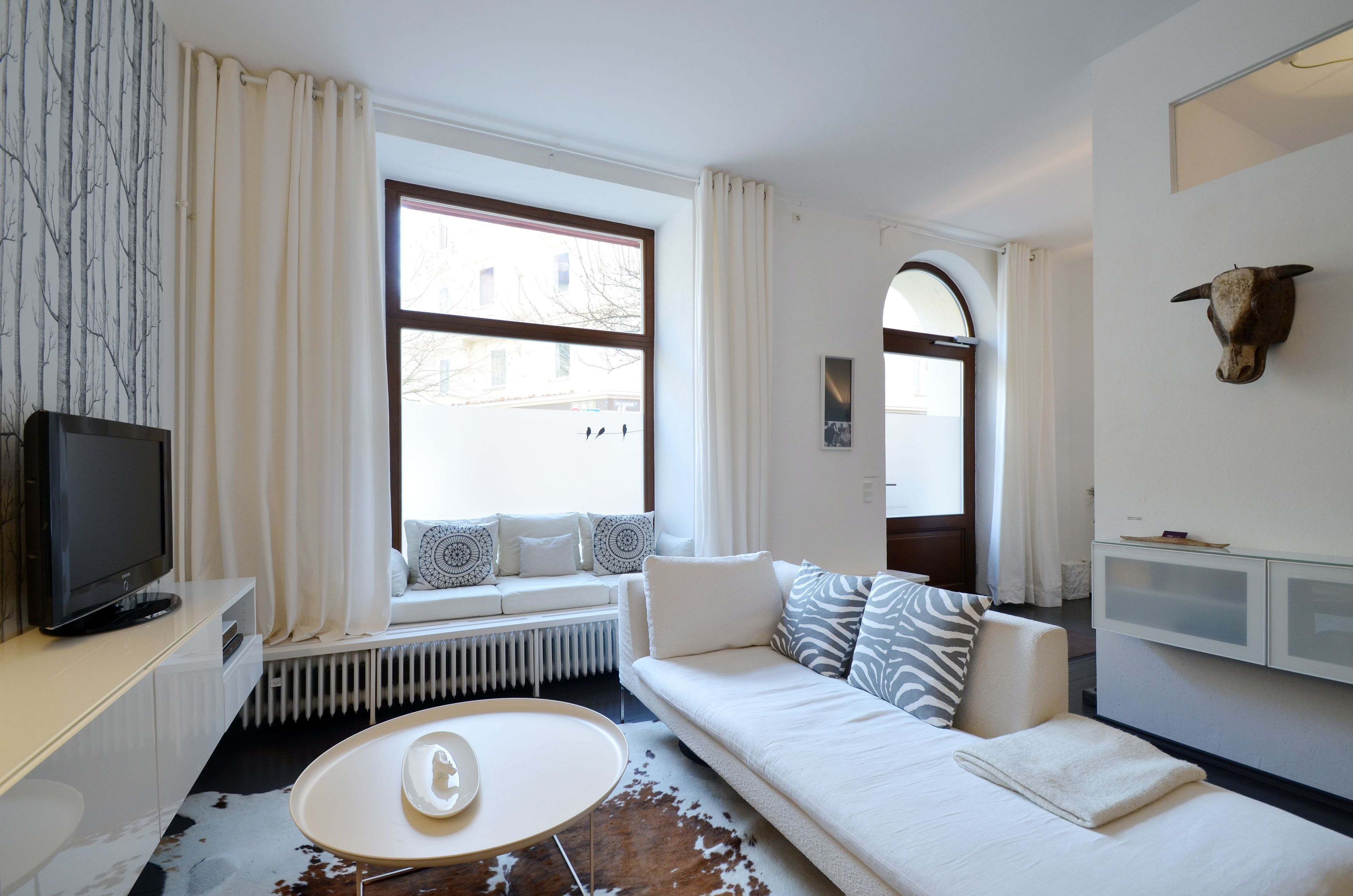 Design Apartment, City View, Ground Floor (Cocoma) | Living room | Flat-screen TV, DVD player