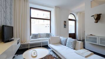 Design Apartment, City View, Ground Floor (Cocoma) | Living room | Flat-screen TV, DVD player