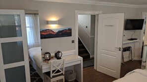 Lyxigt dubbelrum | Sängtillbehör av högsta kvalitet, minibar och mörkläggningsgardiner