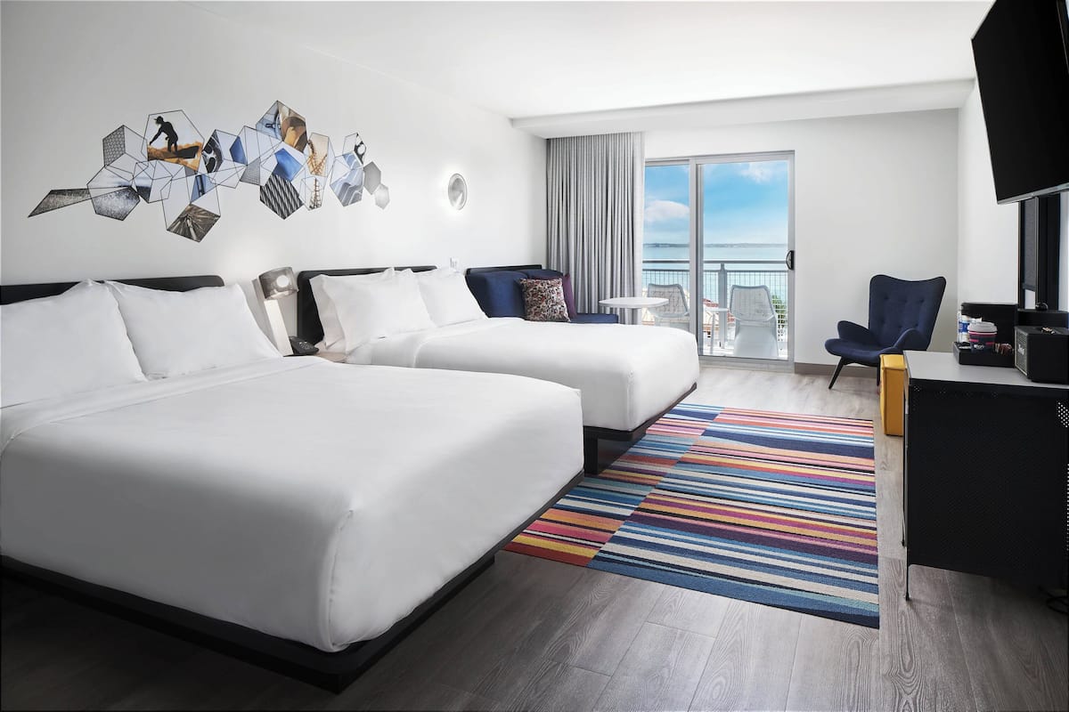 Room, Multiple Beds, Balcony