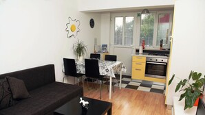 Apartment, 1 Bedroom (Ivana) | Living room