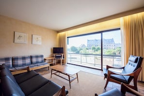 Appartement, 2 slaapkamers (Zandstuyver 102) | Woonkamer | Flatscreentelevisie