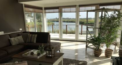 FH with beautiful view, outdoor sauna and outdoor whirlpool