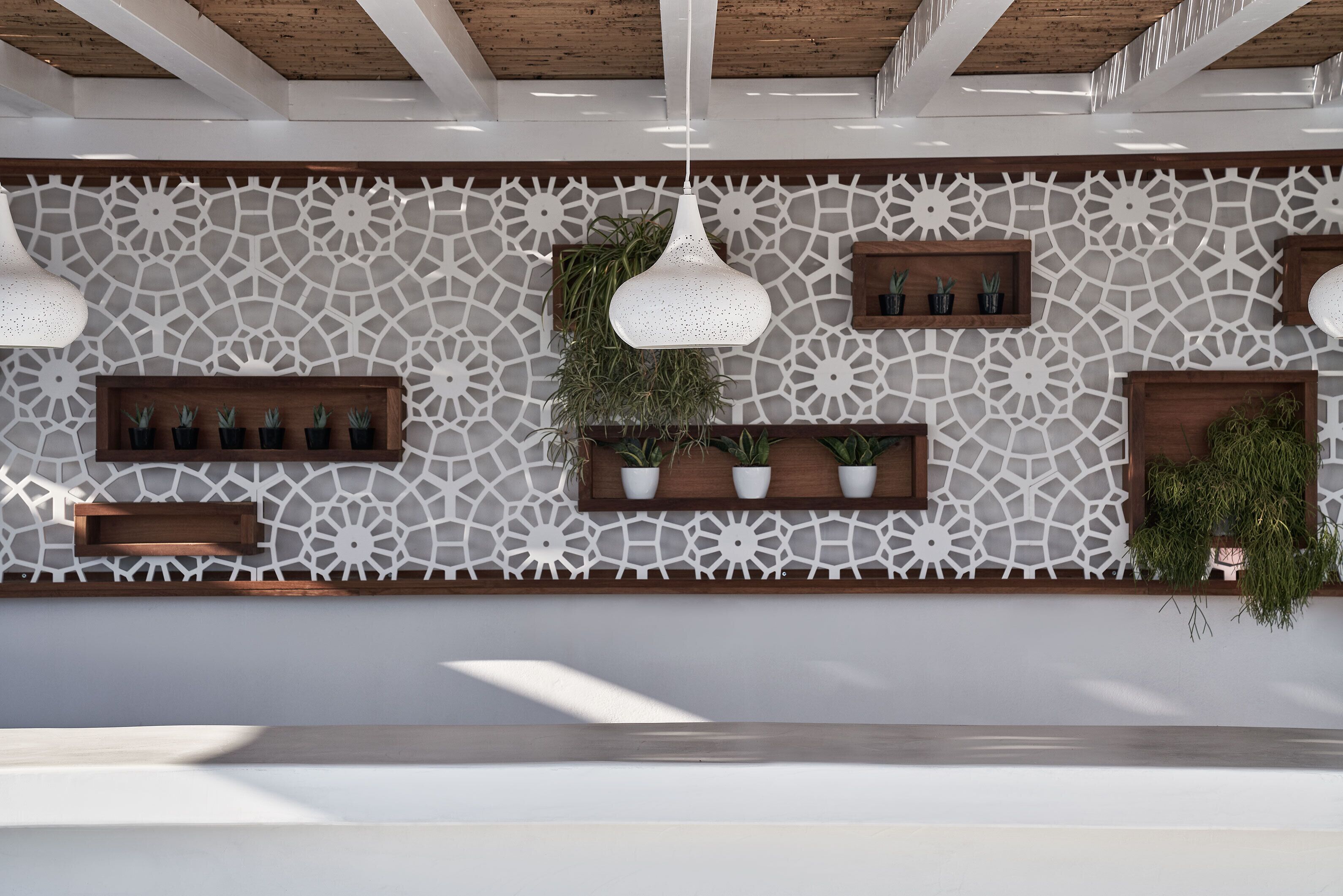 seasonal outdoor pool, pool loungers