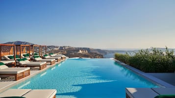 Seasonal outdoor pool, pool loungers