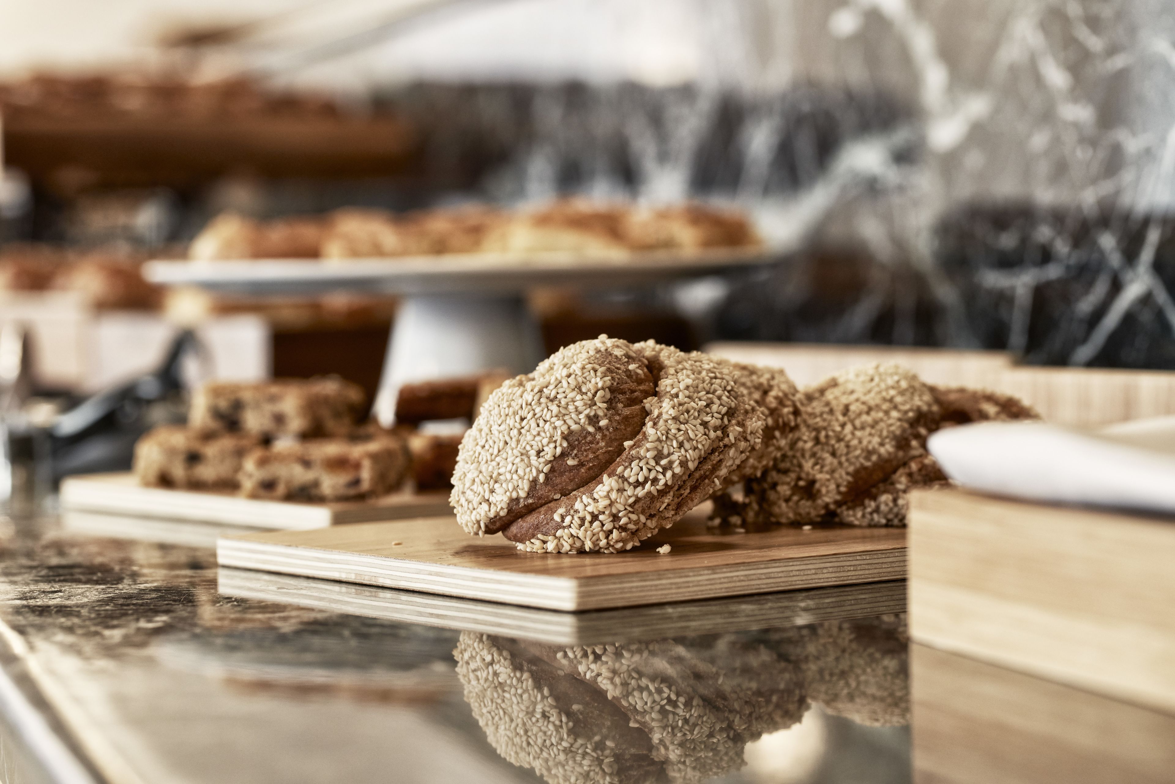 free daily full breakfast