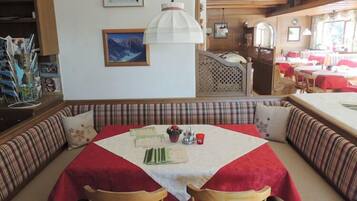 Daily continental breakfast for a fee