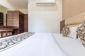 Executive Double Room, 1 Double Bed | Rollaway beds, free WiFi - Hotel Kamla Regency (Bhopal)