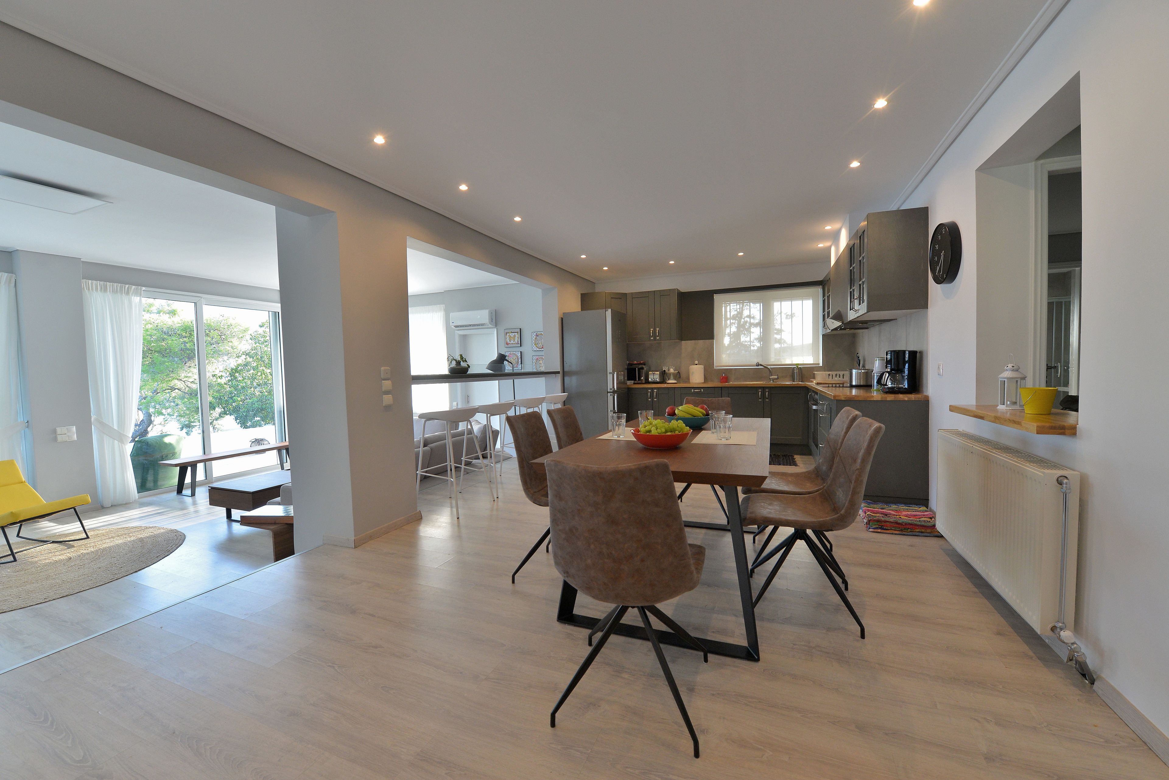 Luxury Villa, 4 Bedrooms, Sea View | In-room dining