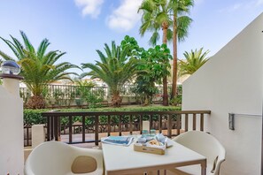 Studio, 2 Single Beds, Non Smoking | Terrace/patio - Klayman Olivina Aparthotel (Arona)