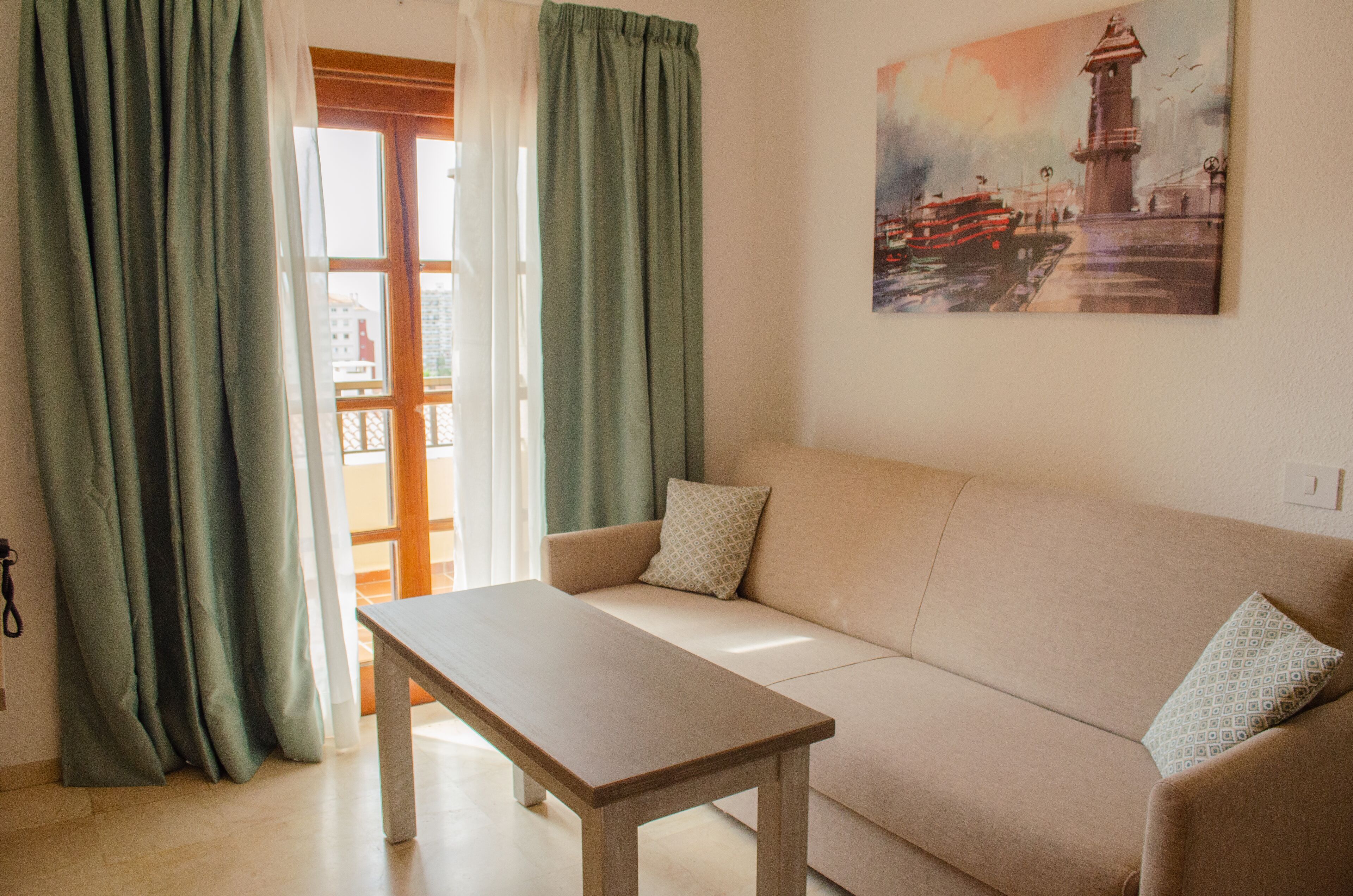 apartment, 1 bedroom, non smoking | living room | flat-screen tv