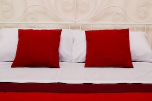 Iron/ironing board, rollaway beds, free WiFi, bed sheets