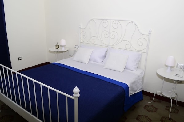 Iron/ironing board, rollaway beds, free WiFi, bed sheets
