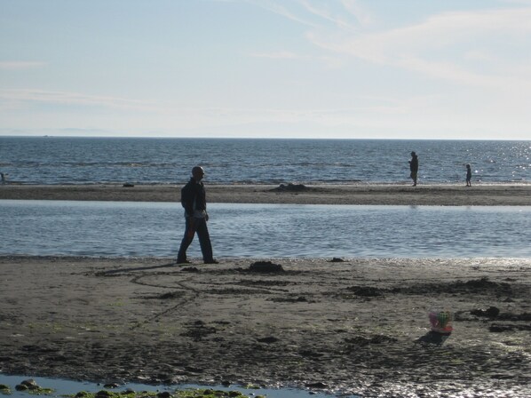 Liegestühle, Strandtücher
