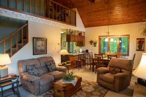 TV, fireplace, DVD player, stereo
