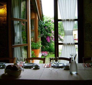 Dining - Casa de Graña de Acea (Monfero)