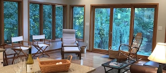 Vacation Cottage Perfect Retreat for Family and Friends