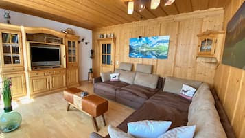 Leilighet | Oppholdsrom | Flatskjerm-TV