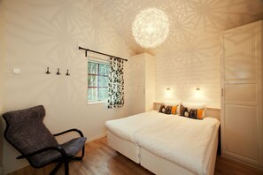 Individuell dekoriert, individuell eingerichtet, Verdunkelungsvorhänge