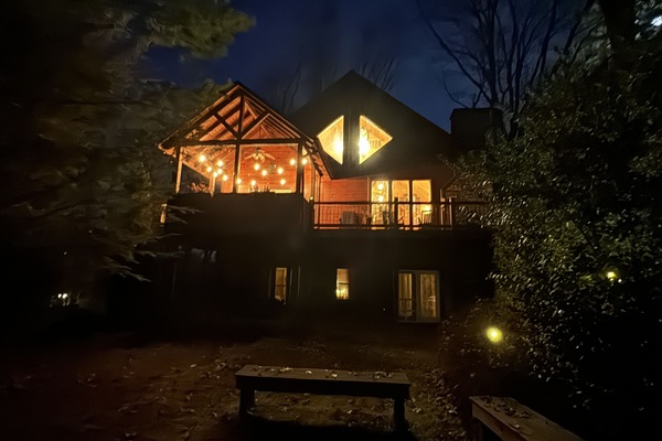 Enjoy the stars on a peaceful night at Whispering Pines.
