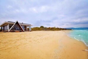 Navette gratuite vers la plage, chaises longues, parasols
