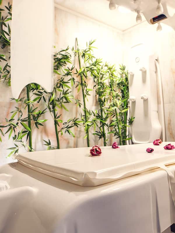 Turkish bath/hammam, body treatments, hydrotherapy, aromatherapy