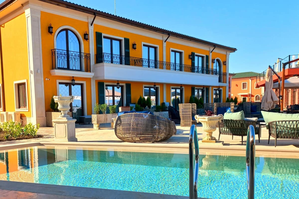 premier villa (4+2) | 2 bedrooms, minibar, in-room safe, soundproofing