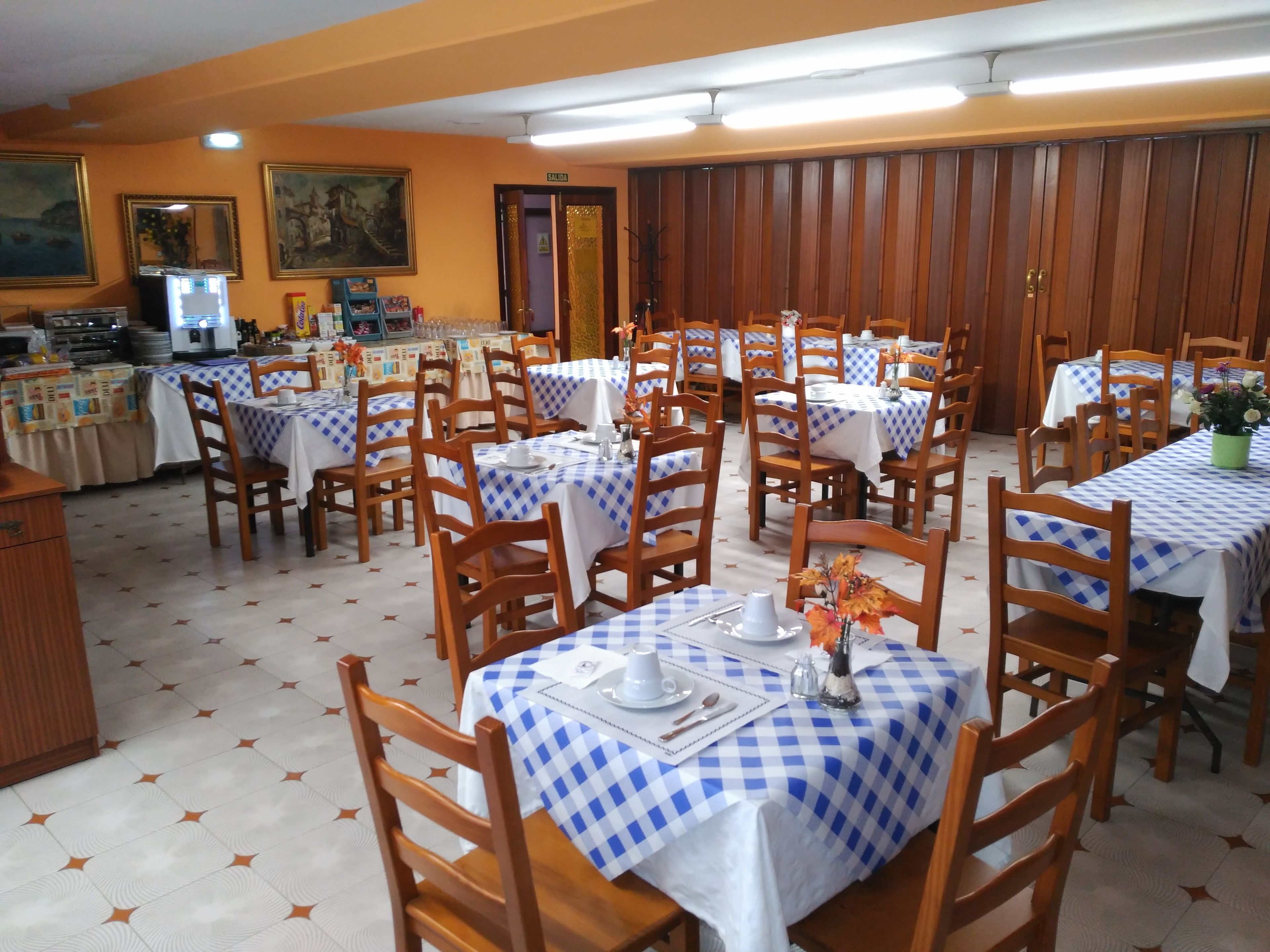 Esmorzar diari d'estil bufet gratuït 