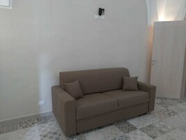 Quarto quádruplo | Escrivaninha, berços grátis, Wi-Fi de cortesia, roupa de cama