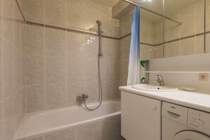 Bathroom - Monet (Koksijde)