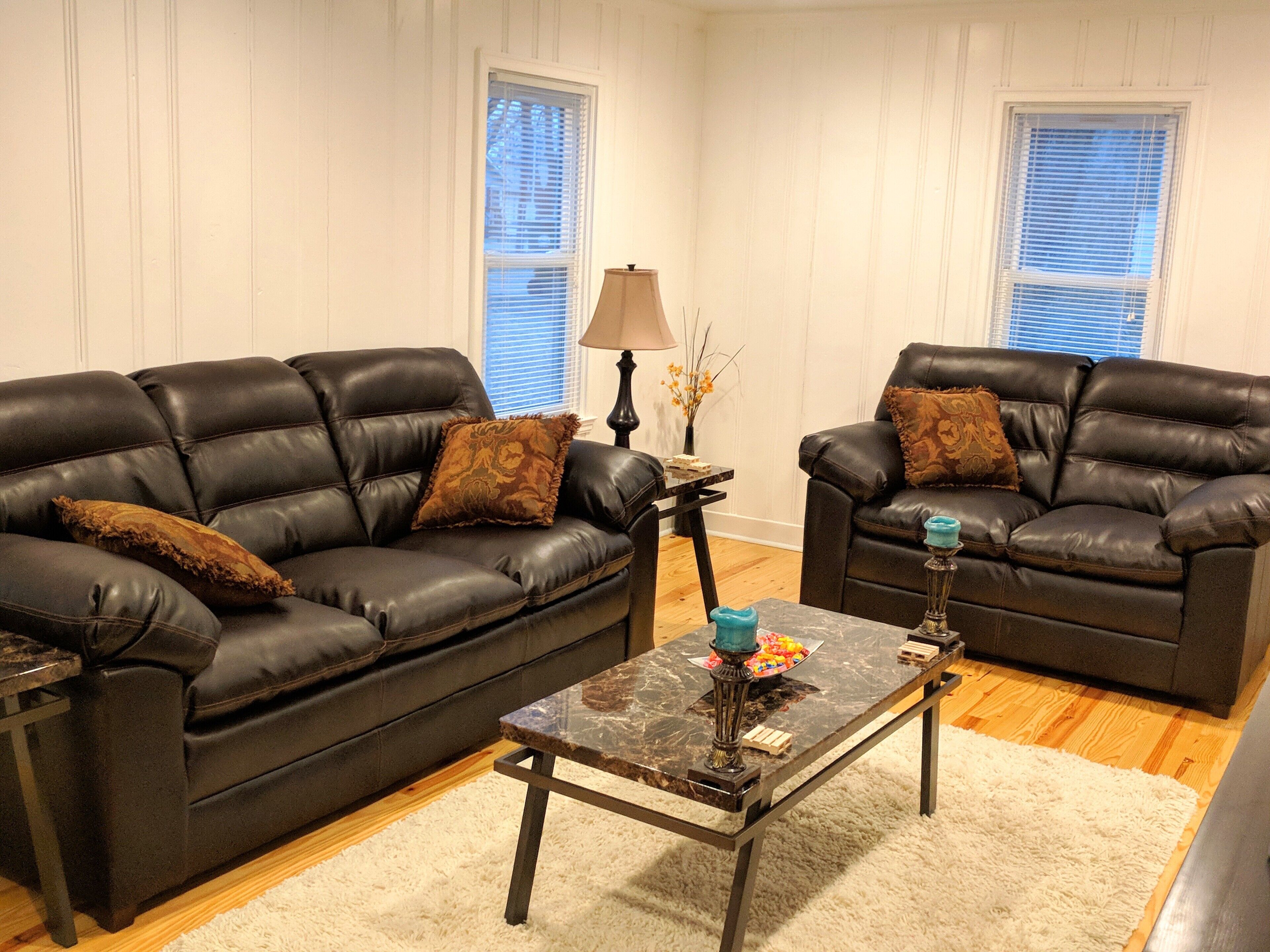 Beautiful renovated ranch on 1 acre, 2 miles from the stadiums.