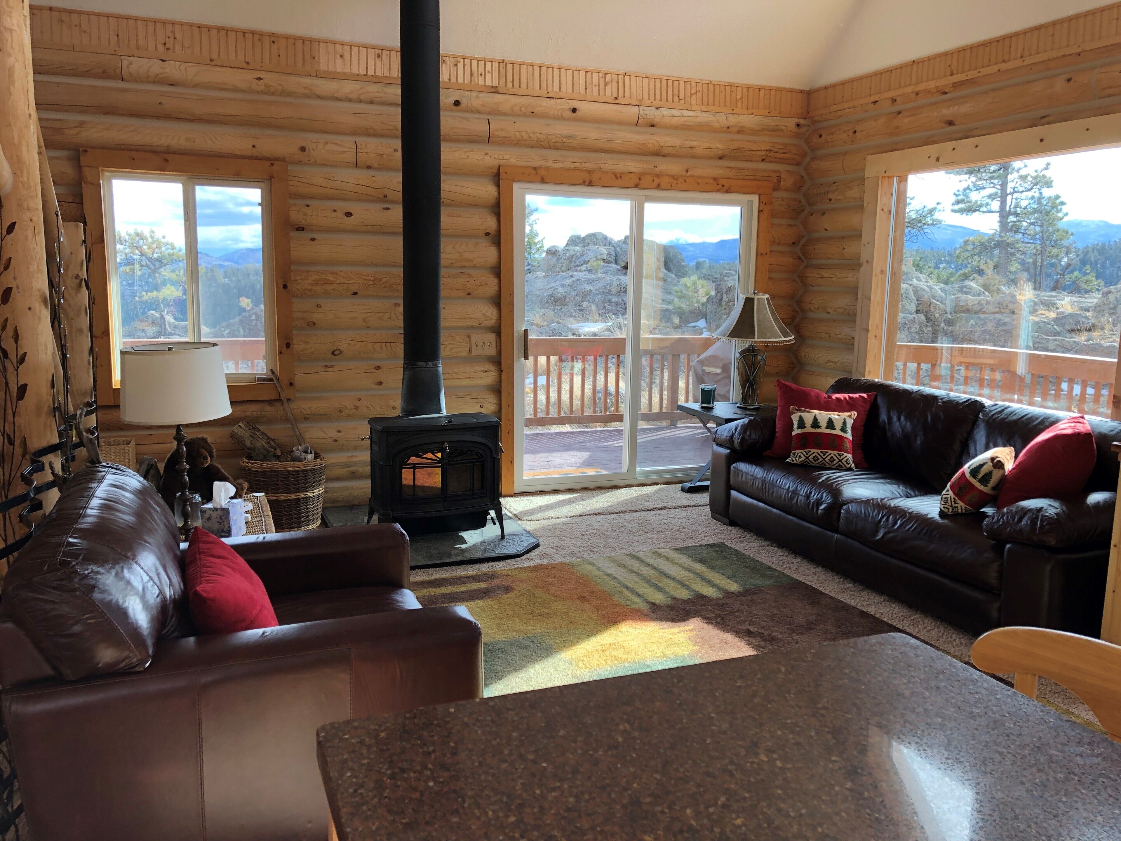 Mountain Home with Amazing Views!