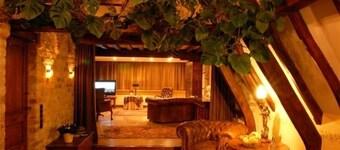 Romantic Penthouse in Bruges Medieval Centre with Roof Garden and Free Garage