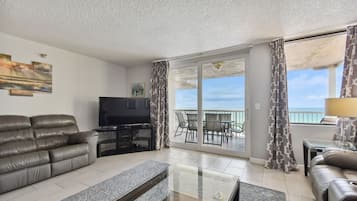 Smart TV, DVD player, stereo