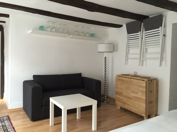 Apartment | Living area | Flat-screen TV - Baumeisterhaus (Bad Hersfeld)
