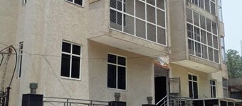 Stay Near ISKCON temple, Vrindavan