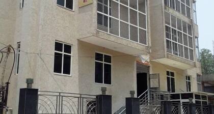 Stay Near ISKCON temple, Vrindavan